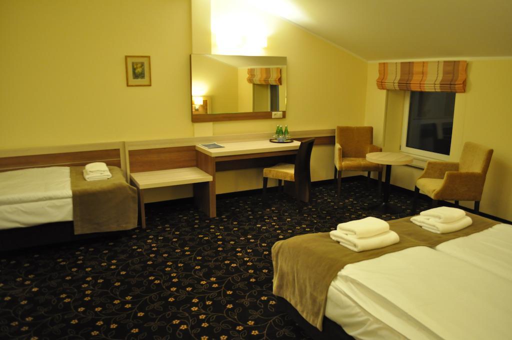 Hotel Delfina Złotoria Zimmer foto